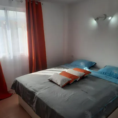 New Jasmine * San Isidro (Tenerife)